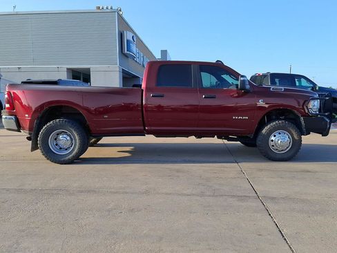 Used 2024 RAM 3500 Big Horn w/ Protection Group AWD/4WD image 16
