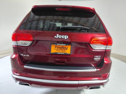 Certified 2016 Jeep Grand Cherokee Summit w/ Platinum Series Group AWD/4WD image 6