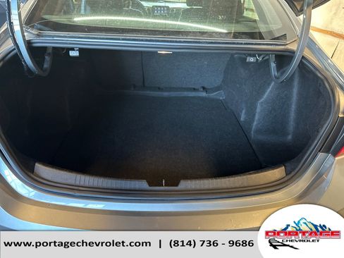 Used 2024 Chevrolet Malibu LT image 25