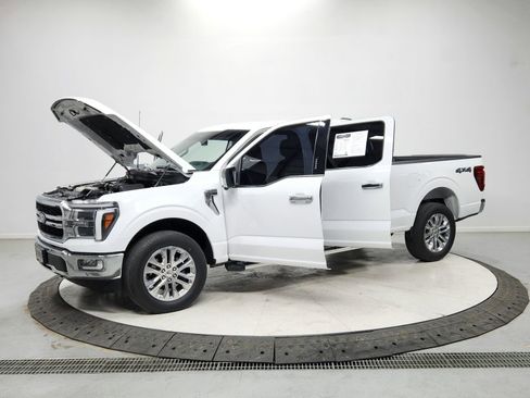 Used 2024 Ford F150 Lariat w/ Tow/Haul Package image 11