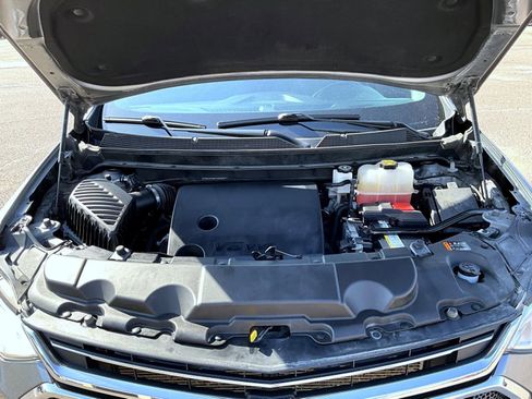 Used 2021 Chevrolet Traverse LT w/ LPO, Floor Liner Package image 26