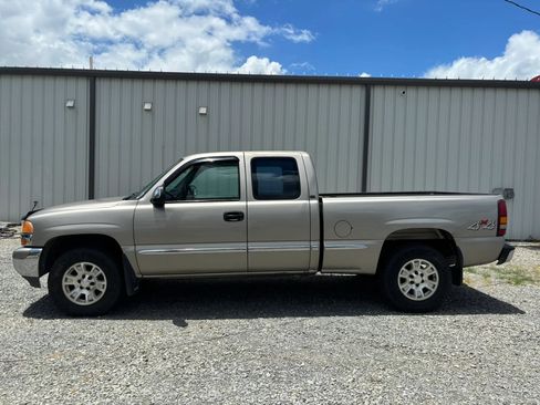 Used 2001 GMC Sierra 1500 4x4 Extended Cab image 3