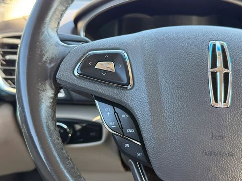 Used 2018 Lincoln MKX Select w/ Select Plus Package AWD/4WD image 26