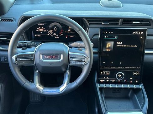 Used 2026 GMC Terrain Elevation image 14