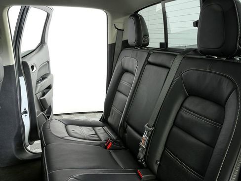 Used 2018 GMC Canyon Denali image 19