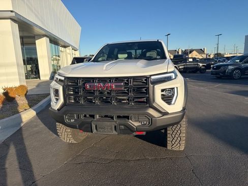 Used 2024 GMC Canyon AT4X w/ AT4X AEV Edition image 7