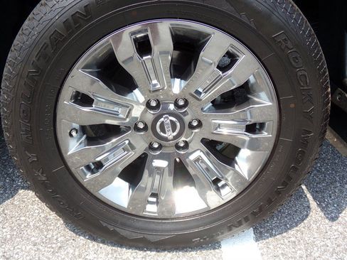 Used 2019 Nissan Titan Platinum Reserve w/ Platinum Utility Package AWD/4WD image 21