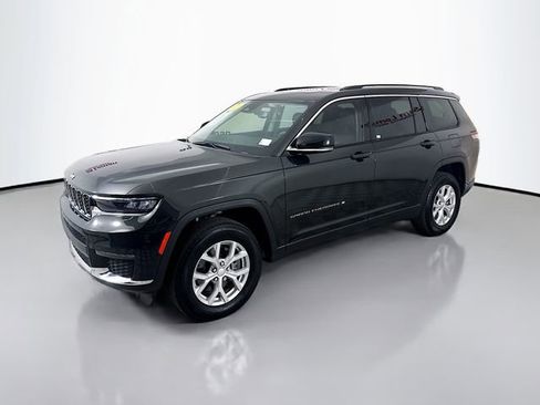 Used 2023 Jeep Grand Cherokee L Limited w/ Trailer Tow Group (B) image 3