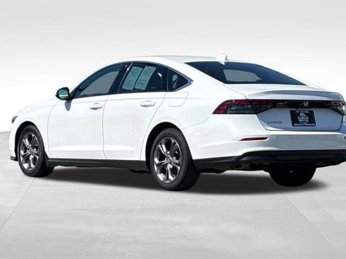 Used 2023 Honda Accord EX image 6