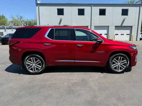 Used 2023 Chevrolet Traverse High Country w/ LPO, Floor Liner Package AWD/4WD image 2