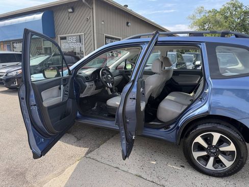 Used 2017 Subaru Forester 2.5i w/ Alloy Wheel Package AWD/4WD image 32