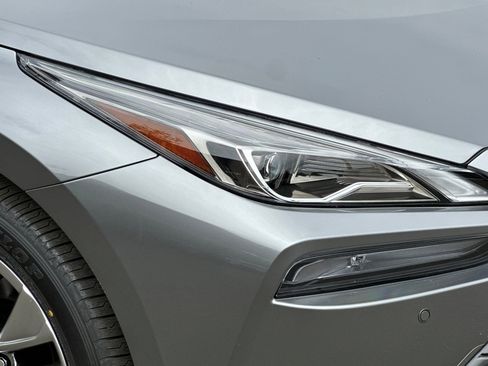 New 2025 Toyota Mirai XLE image 10