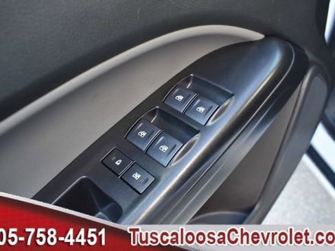 Used 2022 Chevrolet Colorado W/T image 17