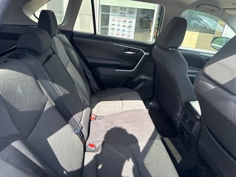 Used 2023 Toyota RAV4 XLE FWD image 27