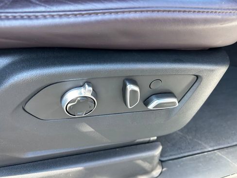 Used 2022 Cadillac Escalade ESV Sport Platinum image 54