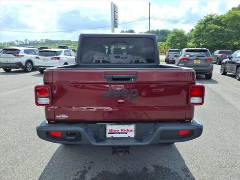 Used 2022 Jeep Gladiator Sport AWD/4WD image 7