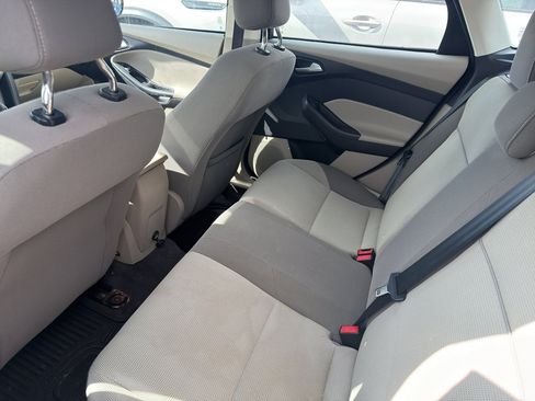 Used 2012 Ford Focus SE FWD image 10