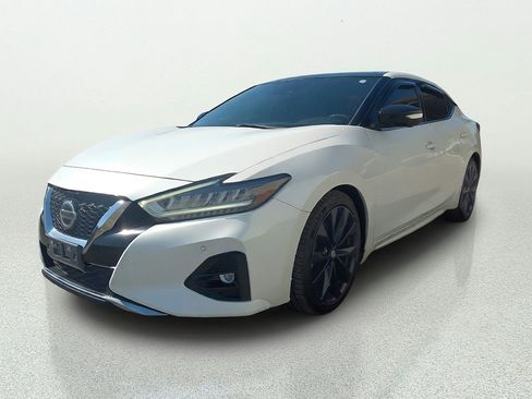 Used 2020 Nissan Maxima SR w/ Sport Mat Group FWD image 3