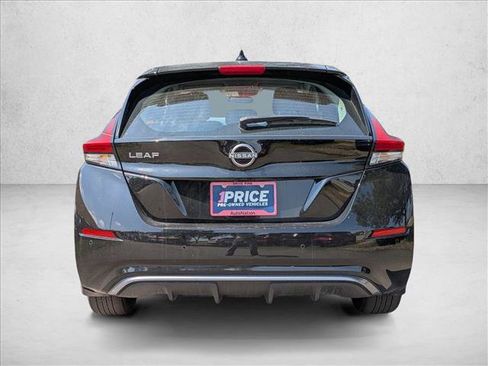 Used 2025 Nissan Leaf S FWD image 6