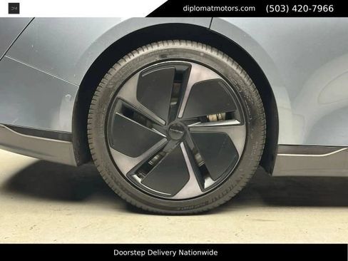 Used 2024 Lucid Air Touring AWD/4WD image 32