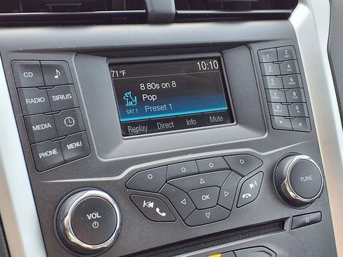 Used 2016 Ford Fusion SE w/ Equipment Group 201A AWD/4WD image 17