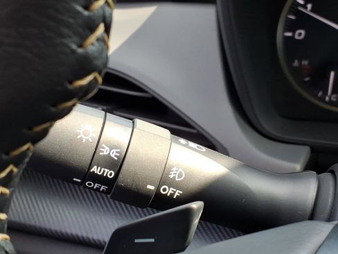 Used 2025 Subaru Crosstrek 2.5i Sport image 28