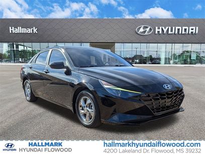 Certified 2022 Hyundai Elantra SE