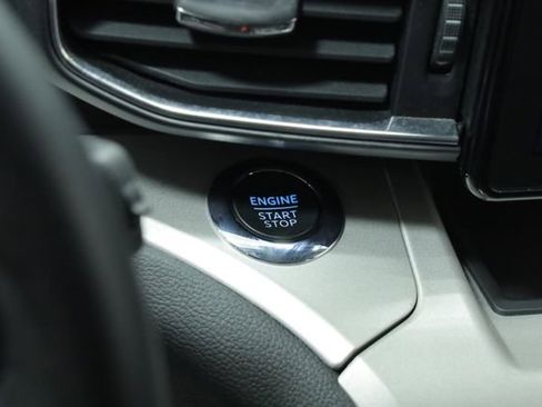 Used 2023 Ford Explorer XLT w/ Equipment Group 202A image 25