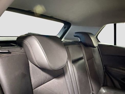 Used 2018 Chevrolet Trax LT w/ LT Convenience Package image 23