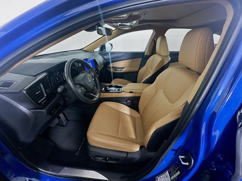 Used 2025 Lexus NX 250 FWD w/ Accessory Package (Z1) image 13