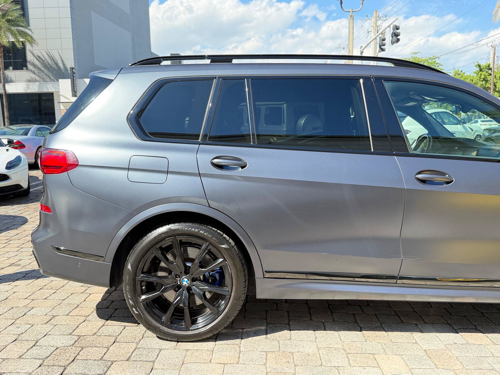 Used 2021 BMW X7 M50i AWD/4WD image 20
