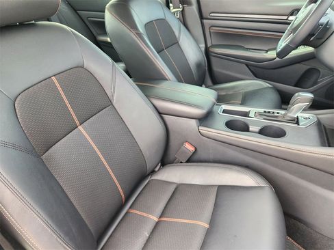 Used 2021 Nissan Altima 2.5 SR image 16