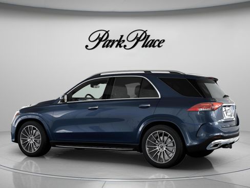 New 2026 Mercedes-Benz GLE 450 4MATIC image 9