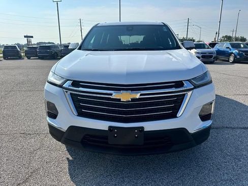 Used 2023 Chevrolet Traverse LT FWD image 9