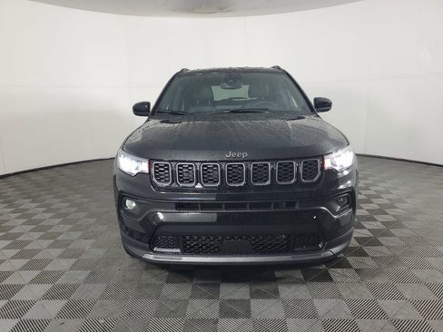 New 2026 Jeep Compass Latitude image 9