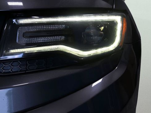 Used 2016 Jeep Grand Cherokee High Altitude AWD/4WD image 36