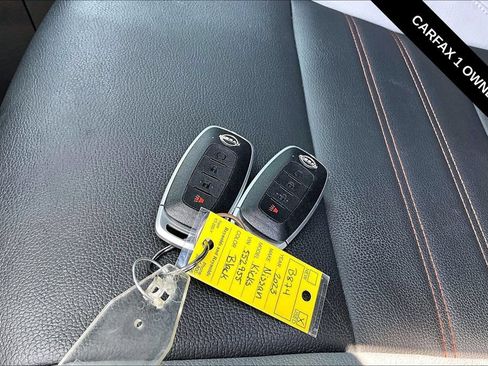 Used 2023 Nissan Kicks SR w/ SR Premium Package FWD image 33
