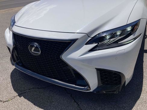Used 2018 Lexus LS 500 F Sport w/ Accessory Package (Z2) RWD image 10