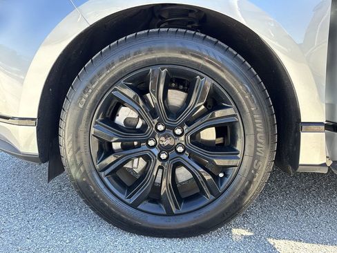 Used 2022 Ford Edge SE w/ Black Appearance Package image 31