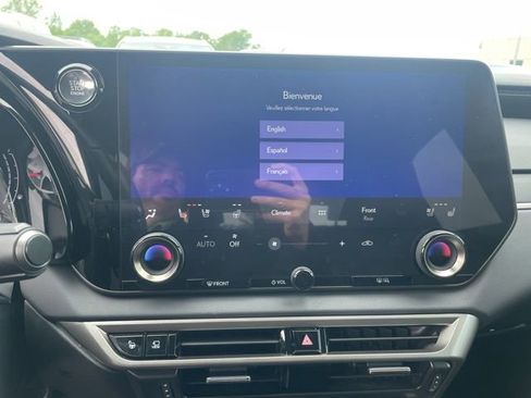 Used 2023 Lexus RX 350 Premium Plus w/ Cold Area Package FWD image 9