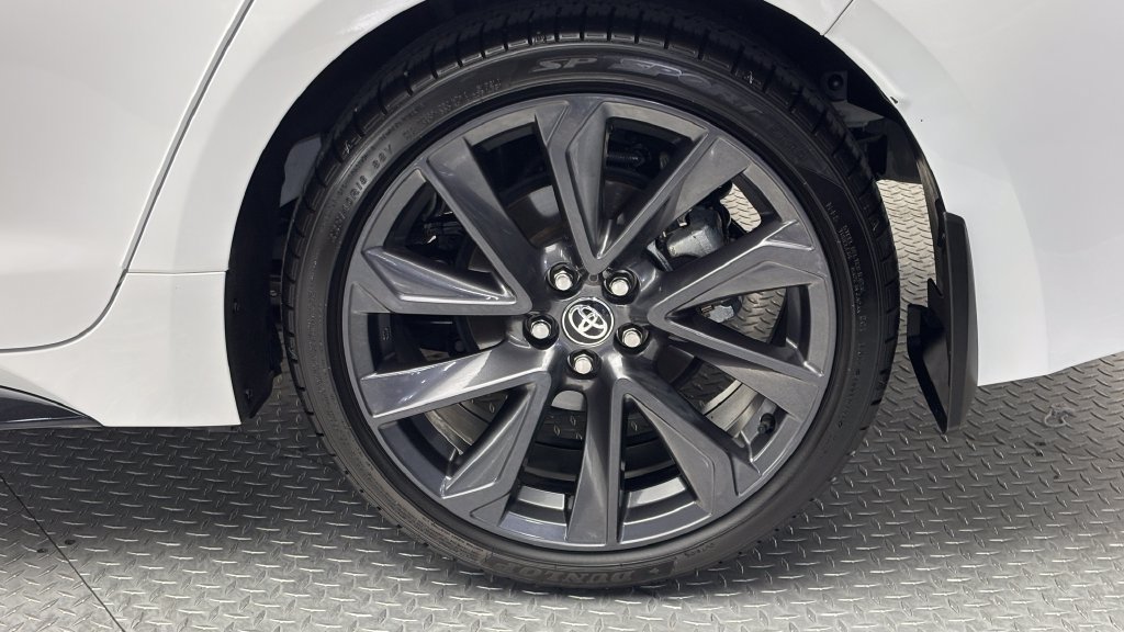 Certified 2026 Toyota Corolla SE w/ SE Package FWD image 6