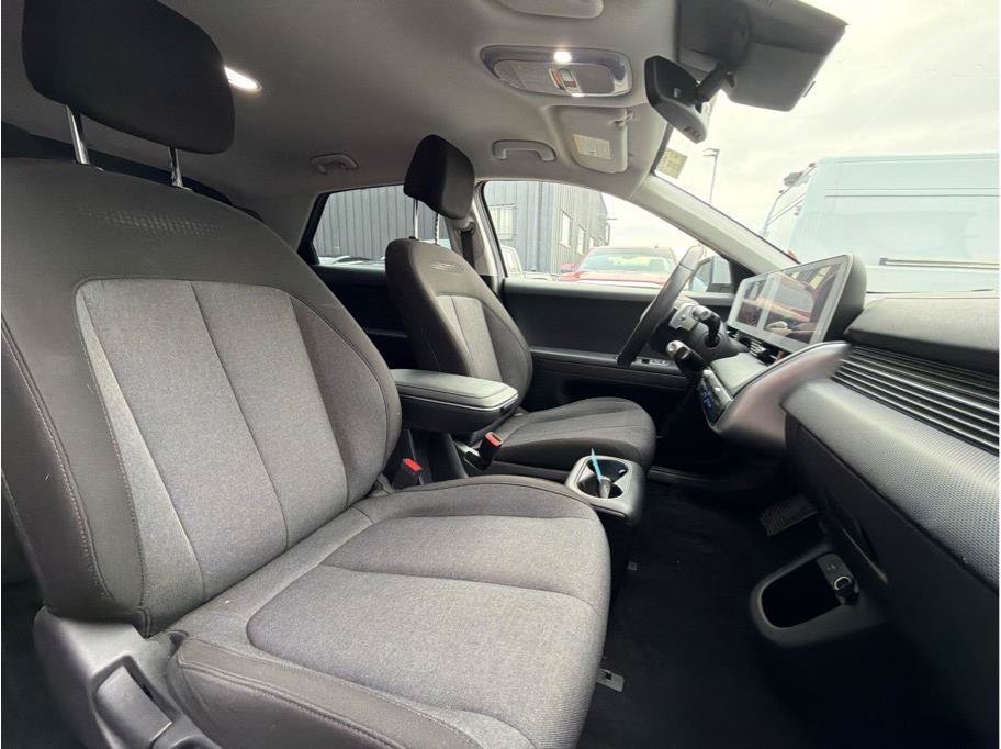 Used 2024 Hyundai Ioniq 5 SEL AWD/4WD image 4