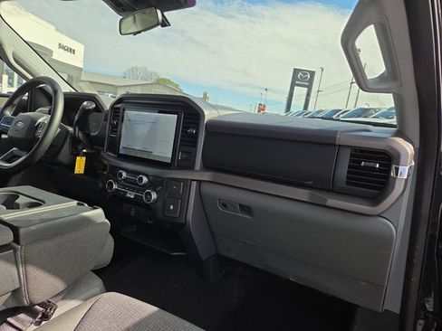 Used 2025 Ford F150 XLT w/ Equipment Group 301A Standard image 13