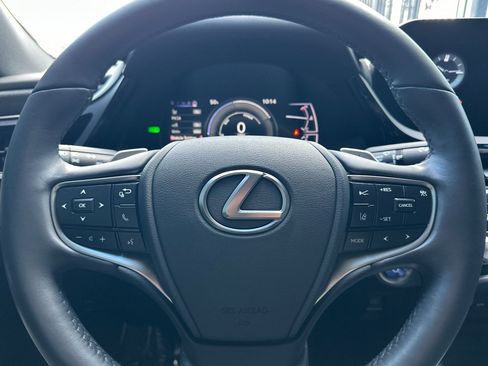 Used 2022 Lexus ES 300h ES 300h image 22