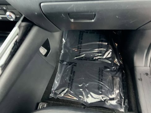 Used 2023 MAZDA CX-9 Touring image 31