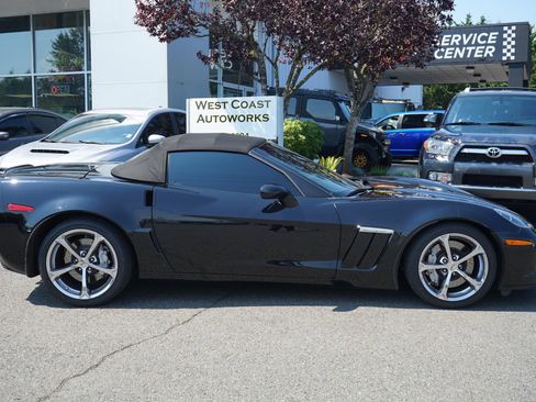 Used 2010 Chevrolet Corvette Grand Sport w/ Preferred Equipment Group RWD image 12