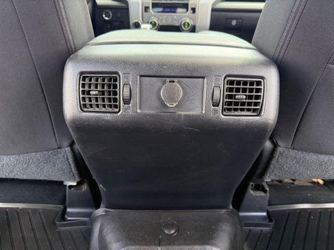 Used 2021 Toyota Tundra SR5 AWD/4WD image 32