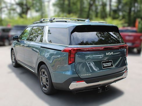 New 2026 Kia Carnival SX image 10