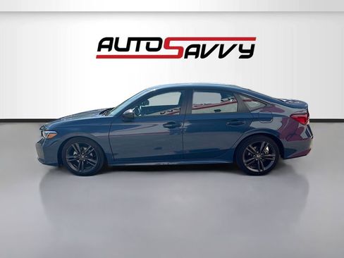 Used 2025 Honda Civic Sport image 4