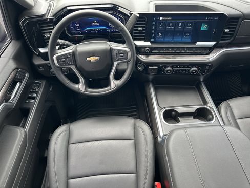 Certified 2025 Chevrolet Silverado 2500 LTZ w/ LTZ Plus Package image 24